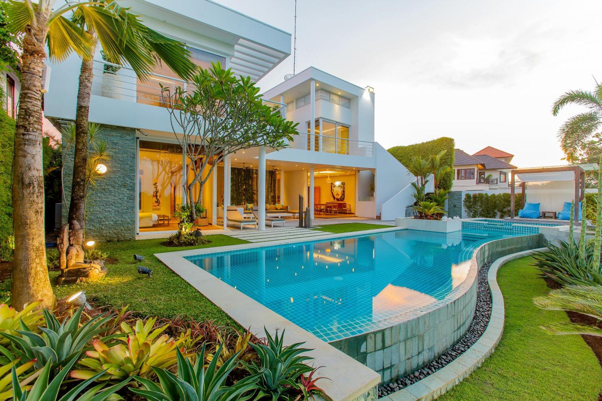 Phocea Golf View Villa By Premier Hospitality Asia Pecatu  Exterior photo